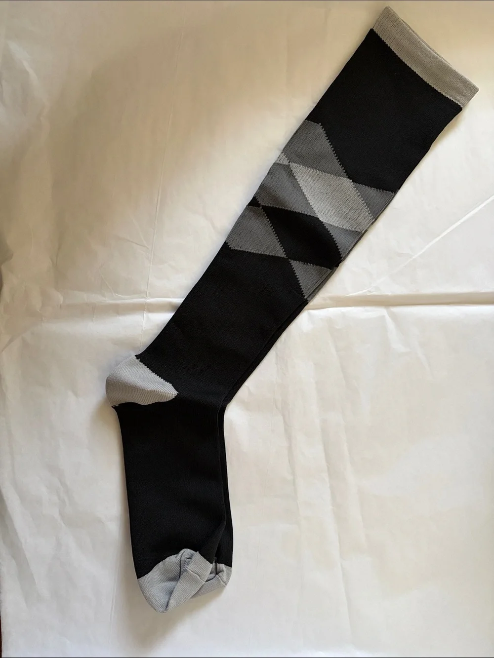 Women’s 4-Pack Assorted Compression Socks NWT